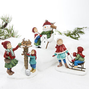 Barn, med snemand, kælk&fugle, poly. - 16CM, 3 ASS.